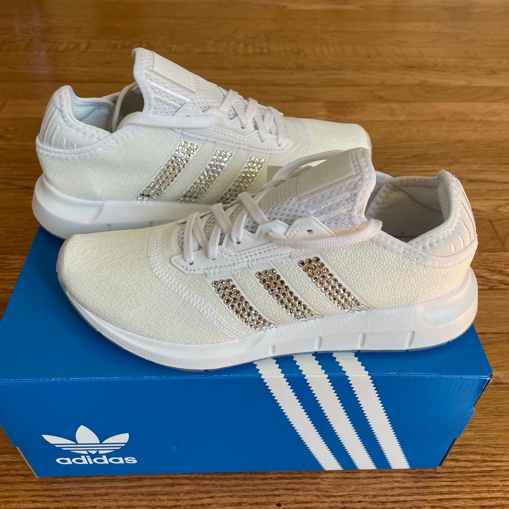 Swarovski Adidas Swift Run women’s Shoes